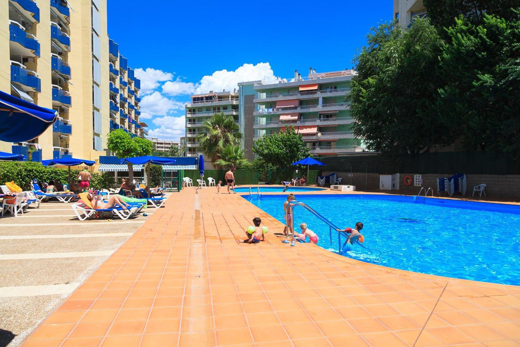 Uhc Alboran Apartments Salou Exteriér fotografie